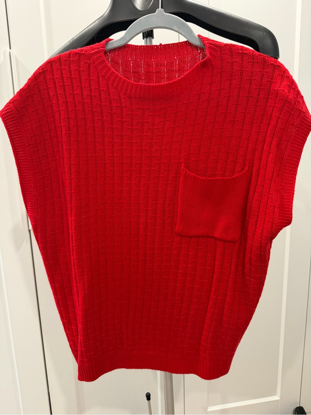 SHEIN Bright Red Ribbed Knit Vest